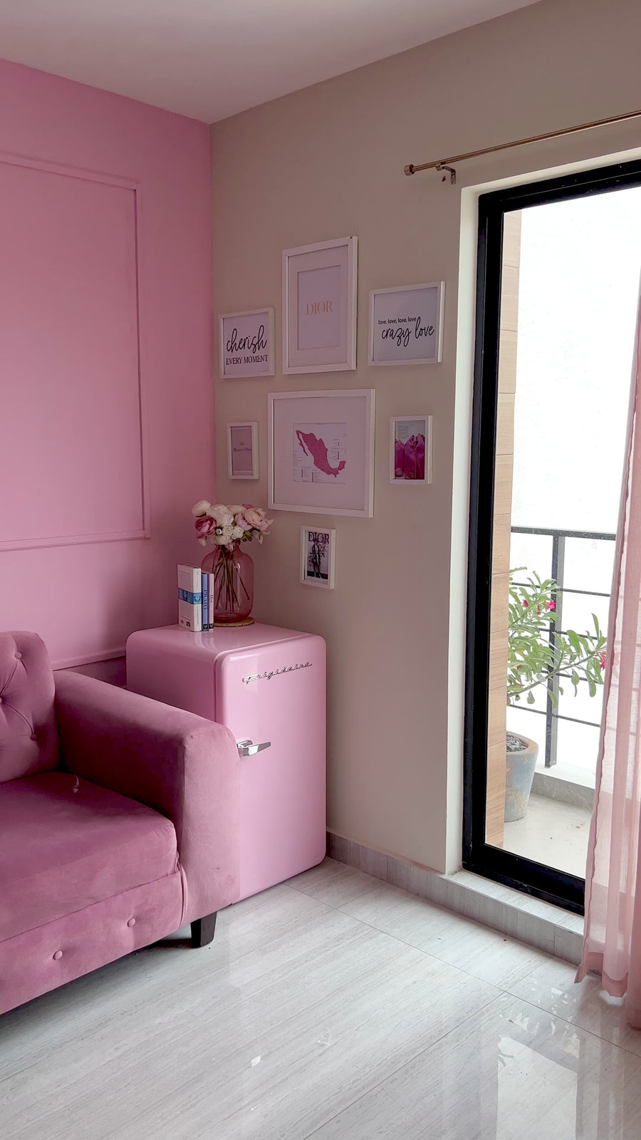 Frigo bar rosa